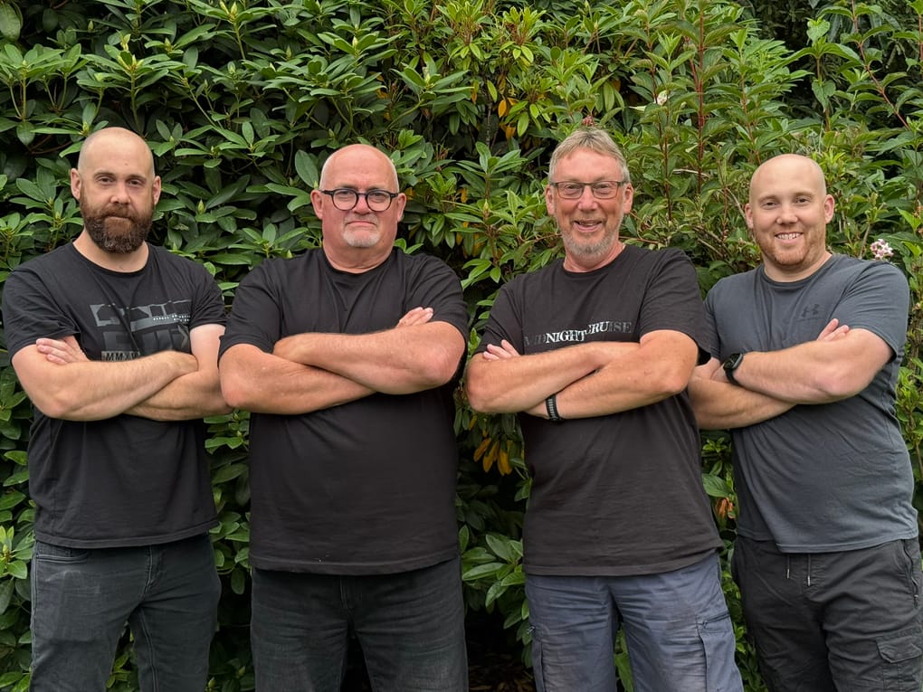 Midnight Cruise band — Invercargill covers band performing throughout Southland